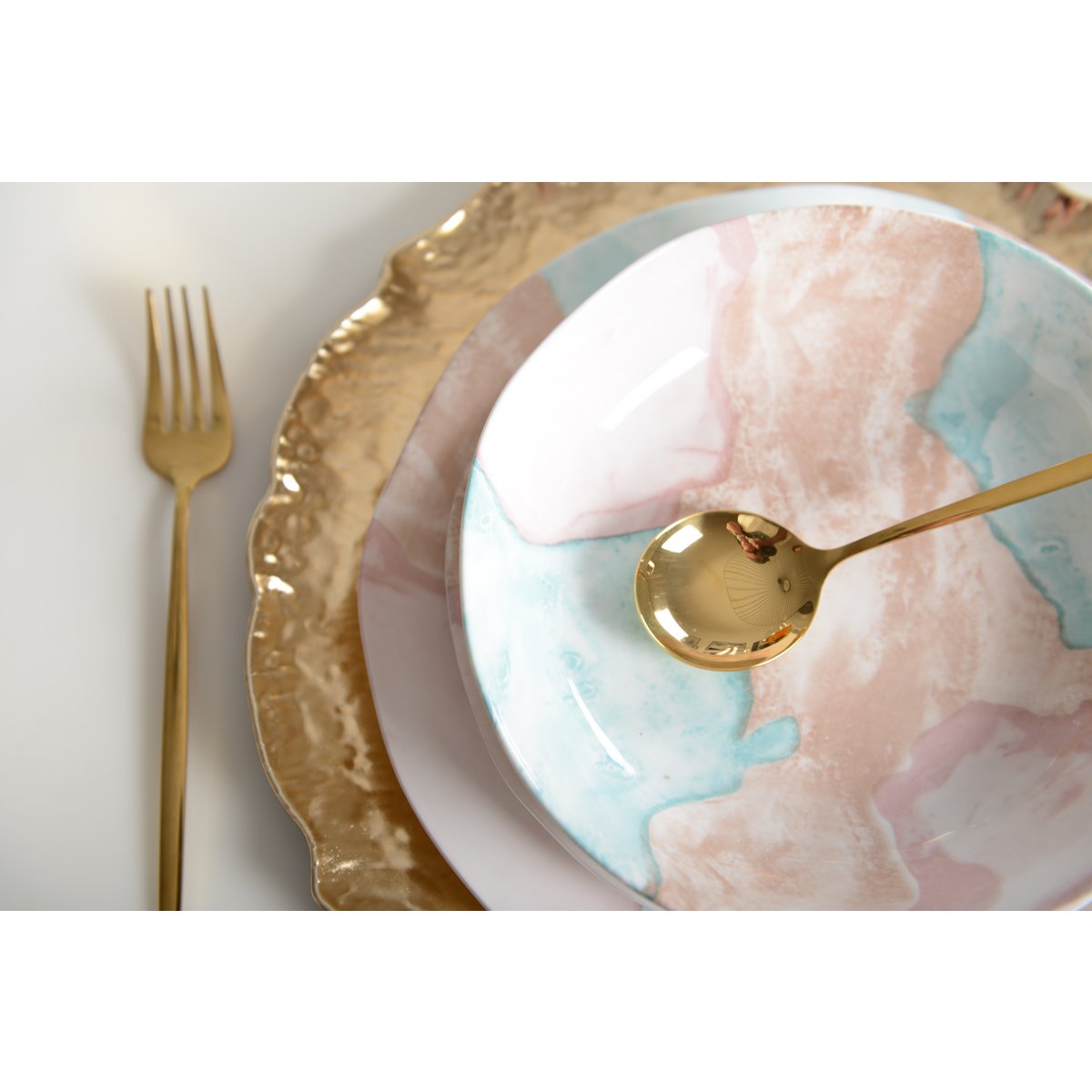 Decorative multicolored porcelain serving bowl