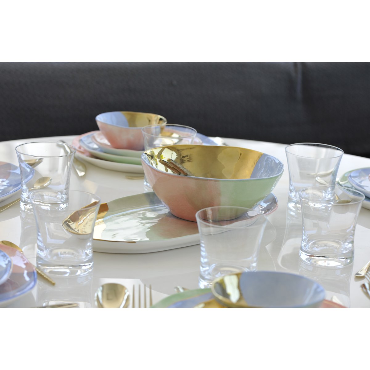 Tricolor Porcelain Bowl – Elegant Multicolor Serving Dish - CozyVibe.eu