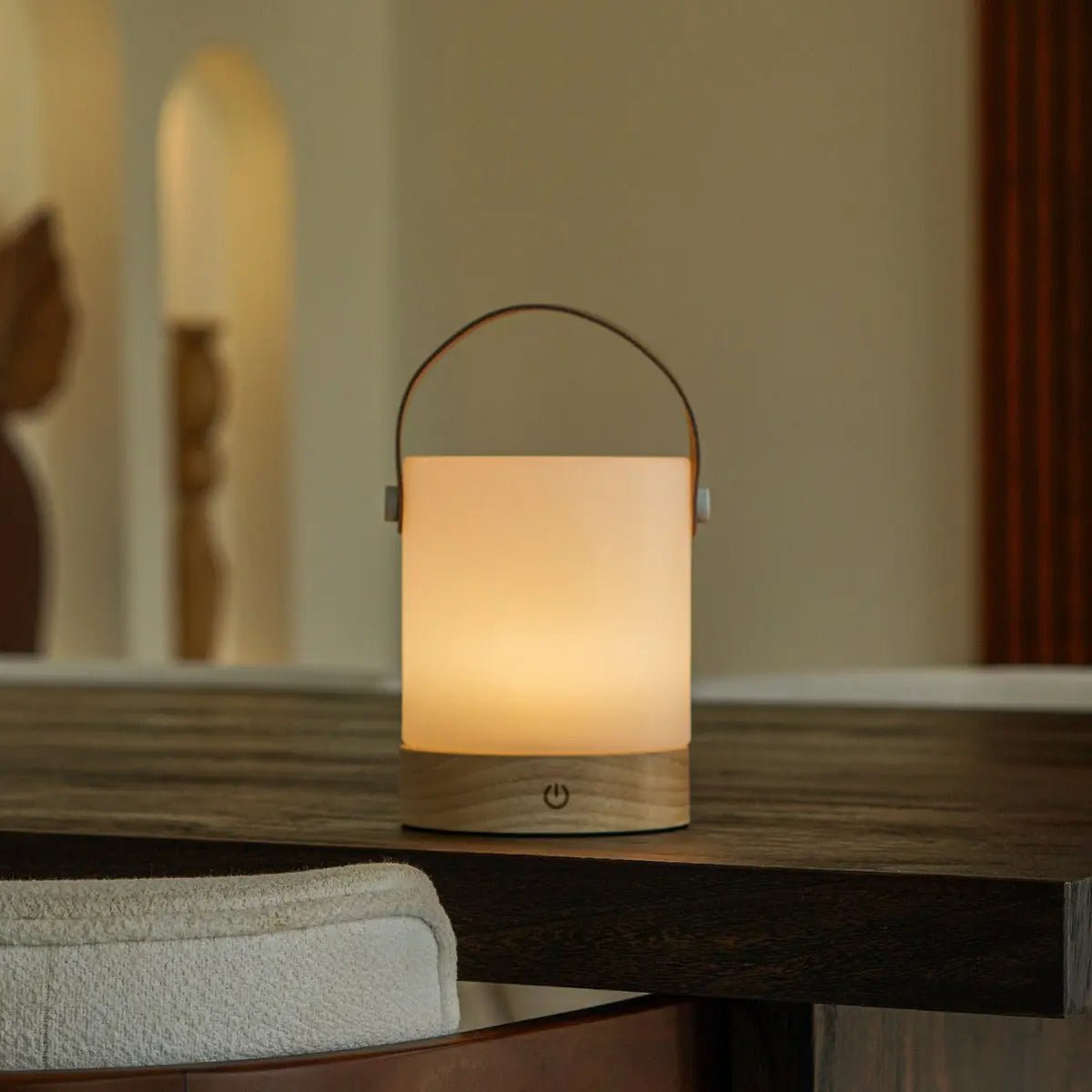 CozyVibe Avery rechargeable table lamp, cordless and dimmable LED light