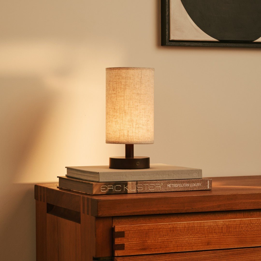 Modern wooden table lamp, Ben model, rechargeable and dimmable