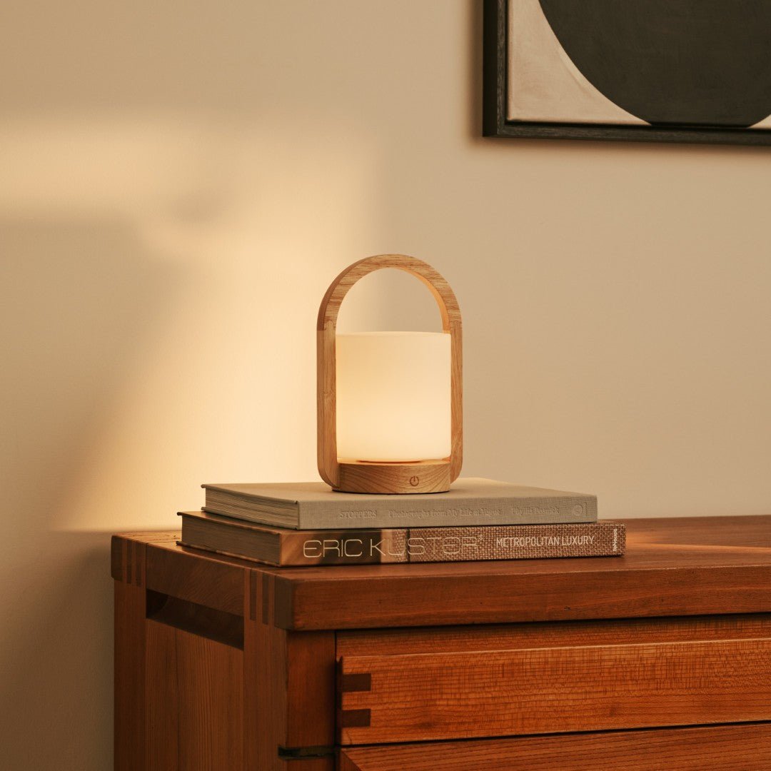 George Light Brown Wooden Lamp – Rechargeable Frosted Glass Design - CozyVibe.eu