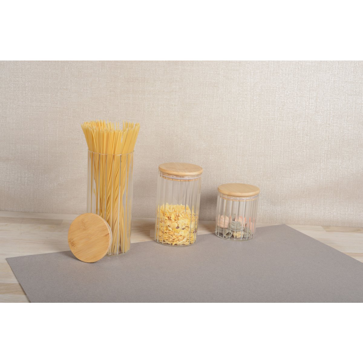 Glass Storage Jar with Wooden Lid – Airtight & Stylish - CozyVibe.eu