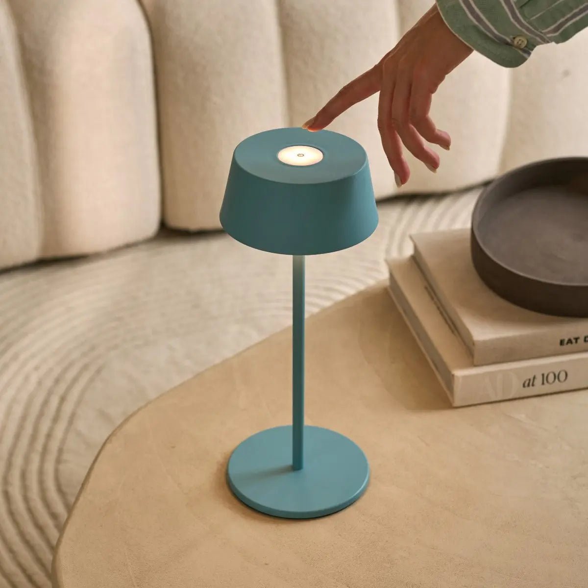 Hugo Amsterdams Blue tafellamp – Oplaadbaar en dimbaar