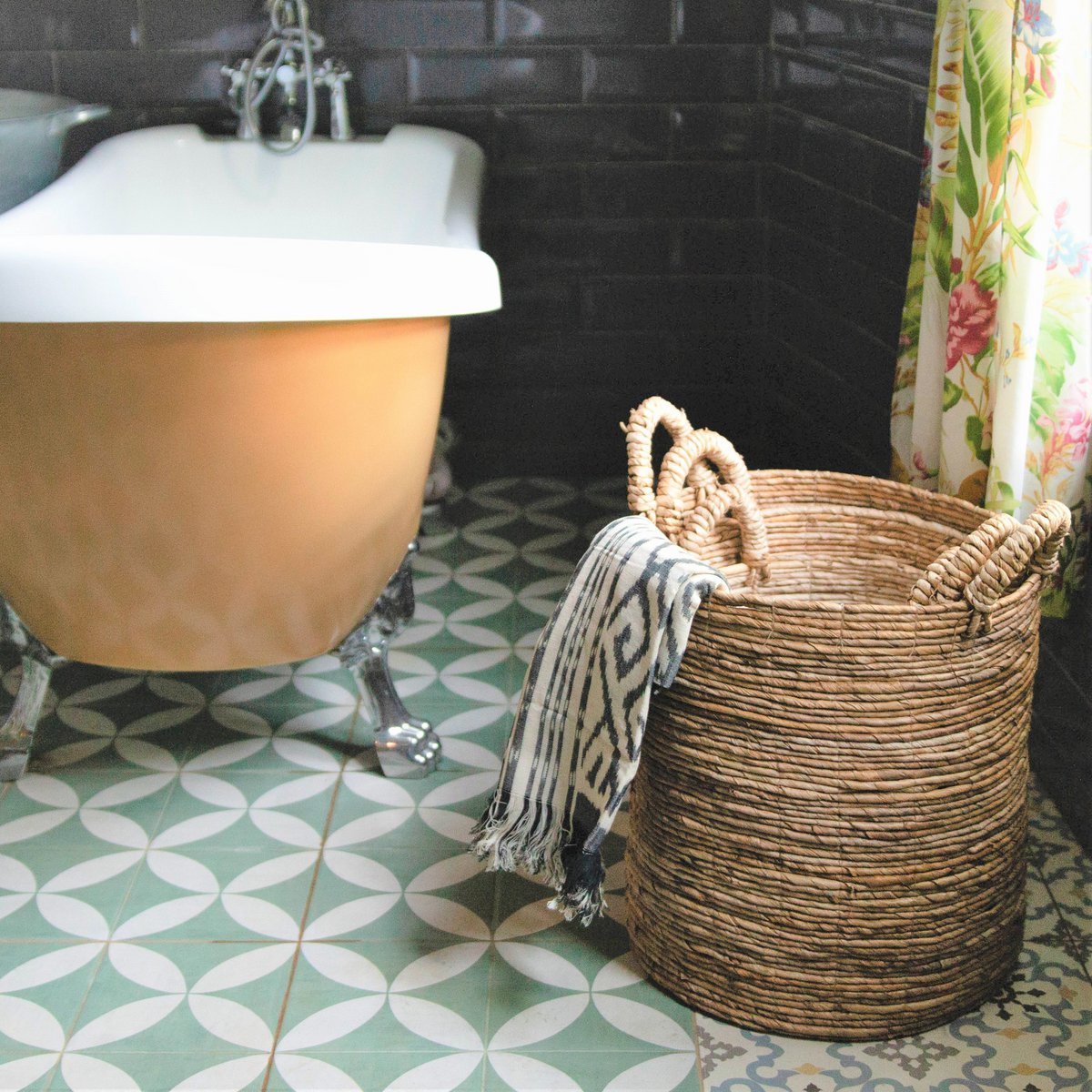 Laundry Basket SYAILENDRA | Plant Basket | Storage Basket made from Banana Fibre (3 sizes) - CozyVibe.eu