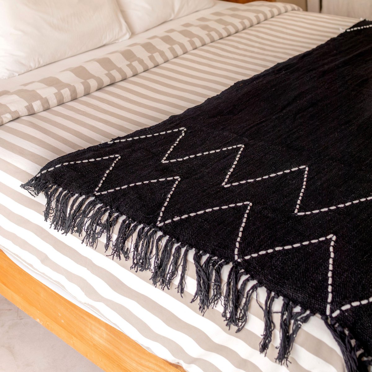 Black Boho Cotton Blanket LINGGAH Handmade Home Decor | CozyVibes

