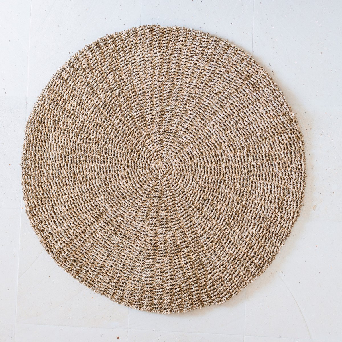 LOKA Round Seagrass Rug – Handwoven Natural Boho Rug (2 Sizes) - CozyVibe.eu