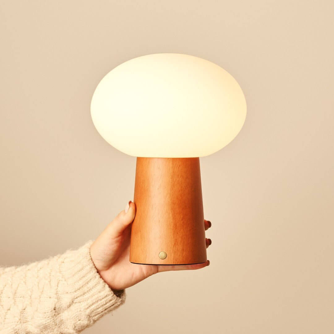 Max Chestnut tafellamp – Draadloos, oplaadbaar en dimbaar