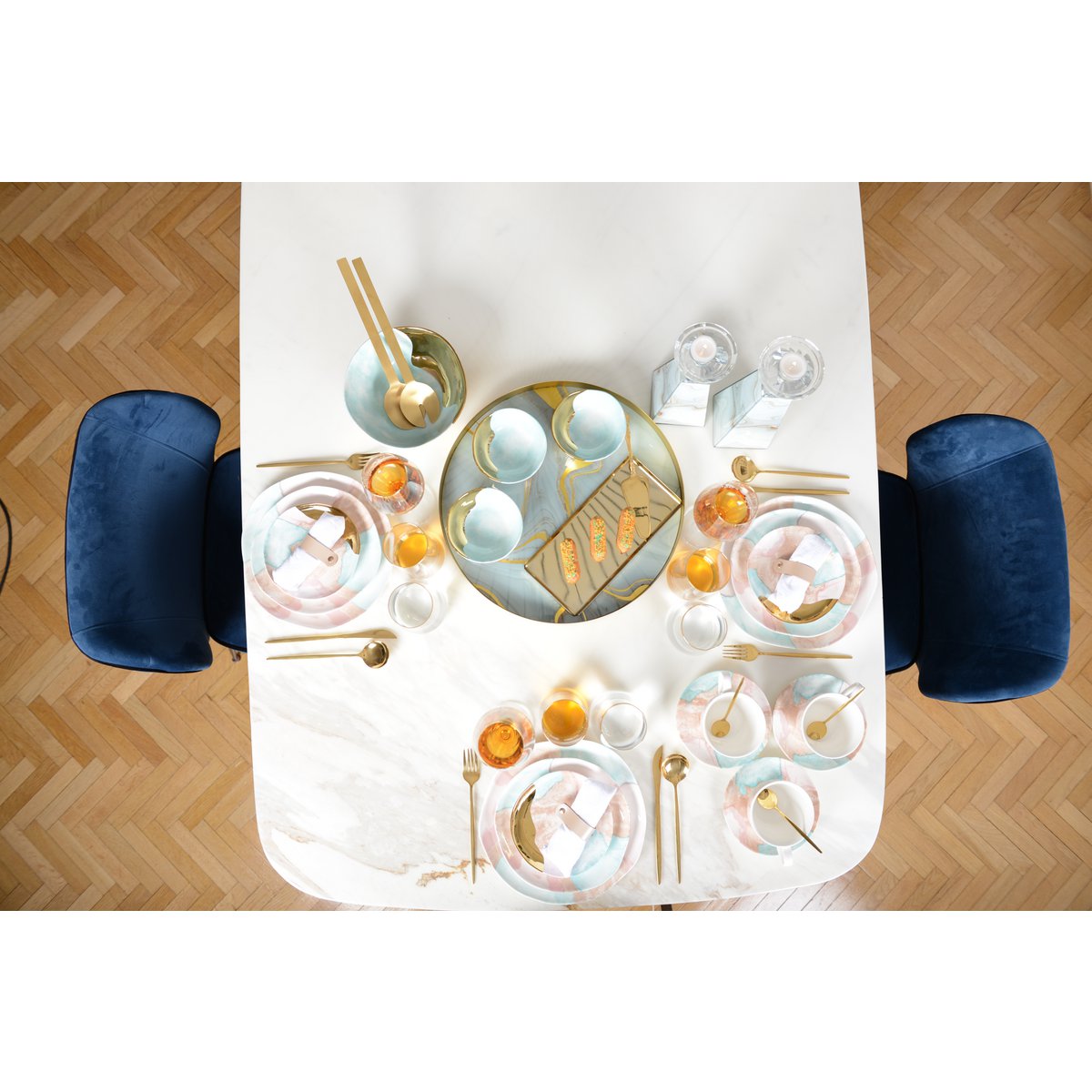 Stylish porcelain bread plate for home decor and table decoration | CozyVibe
