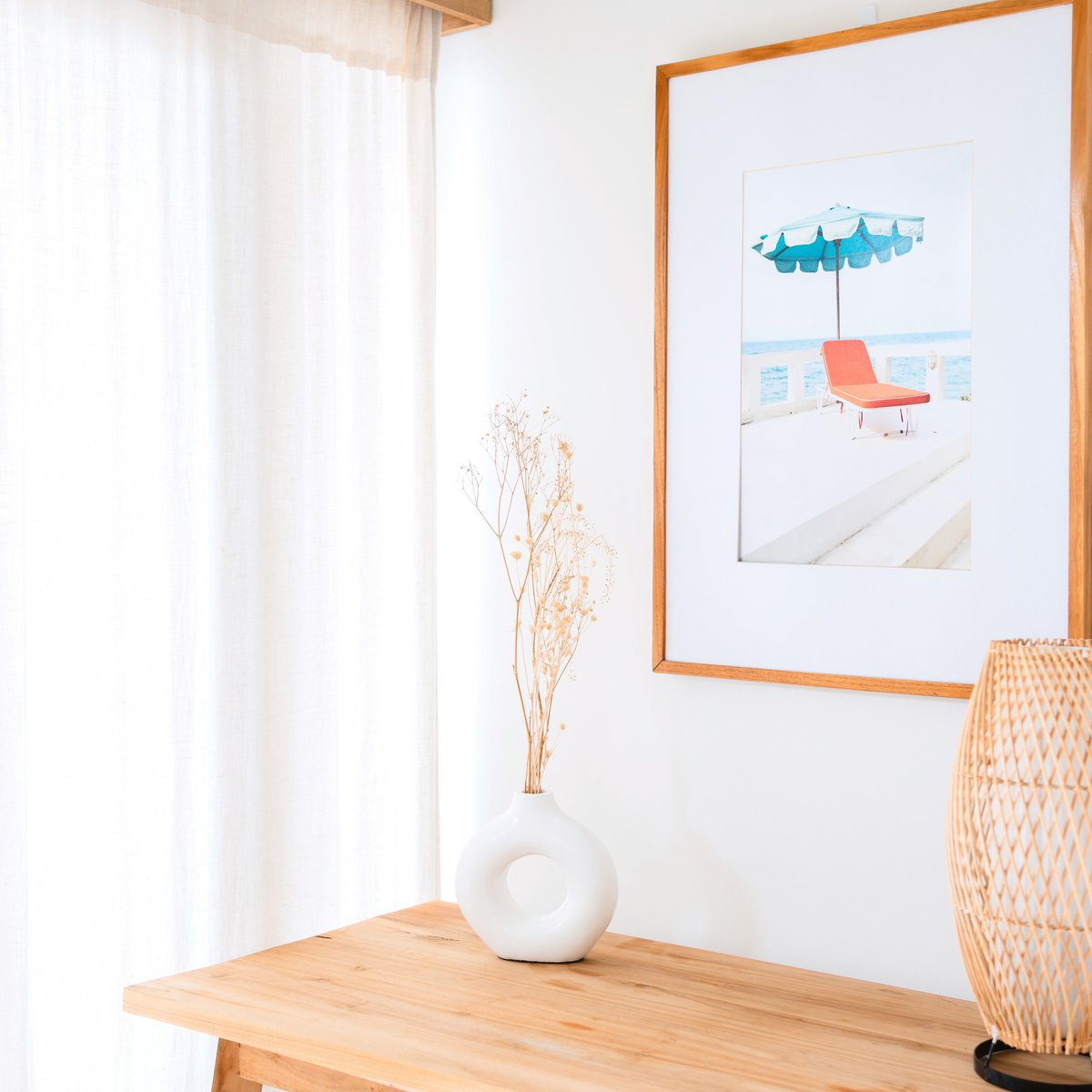 NUSA White Ring - Shaped Vase – Handmade Small Boho Clay Vase - CozyVibe.eu