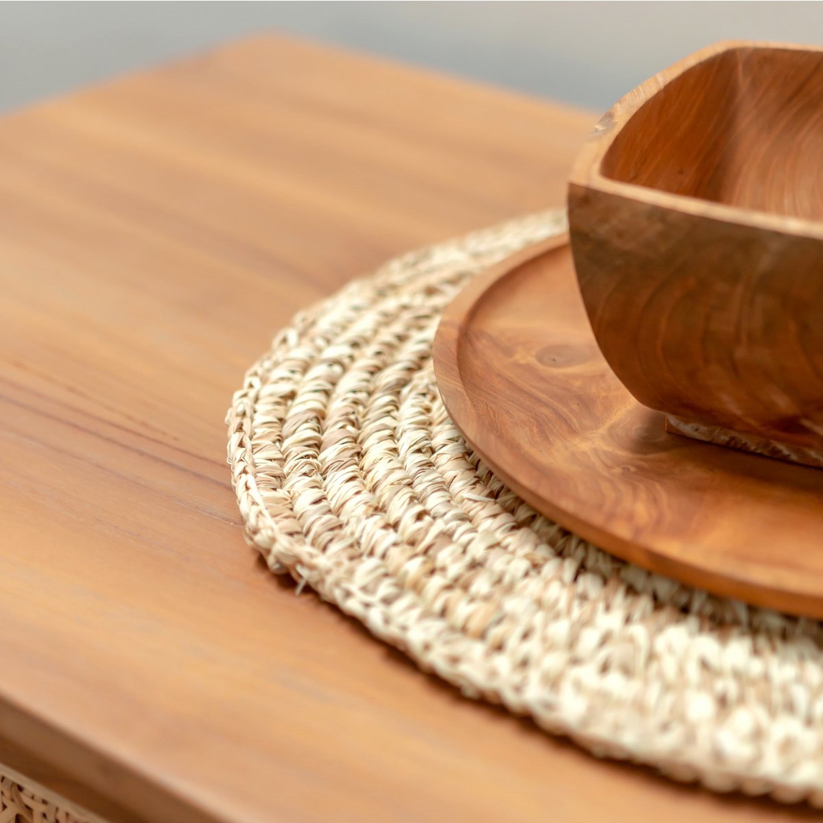 Placemat Table Mat Round Made of Raffia (Set of 2, 4 or 6) URUP - CozyVibe.eu