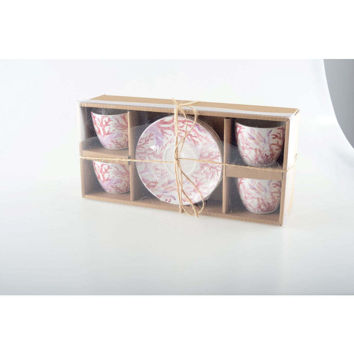 Set van 4 koffiekopjes met koraalontwerp en bijpassende schoteltjes