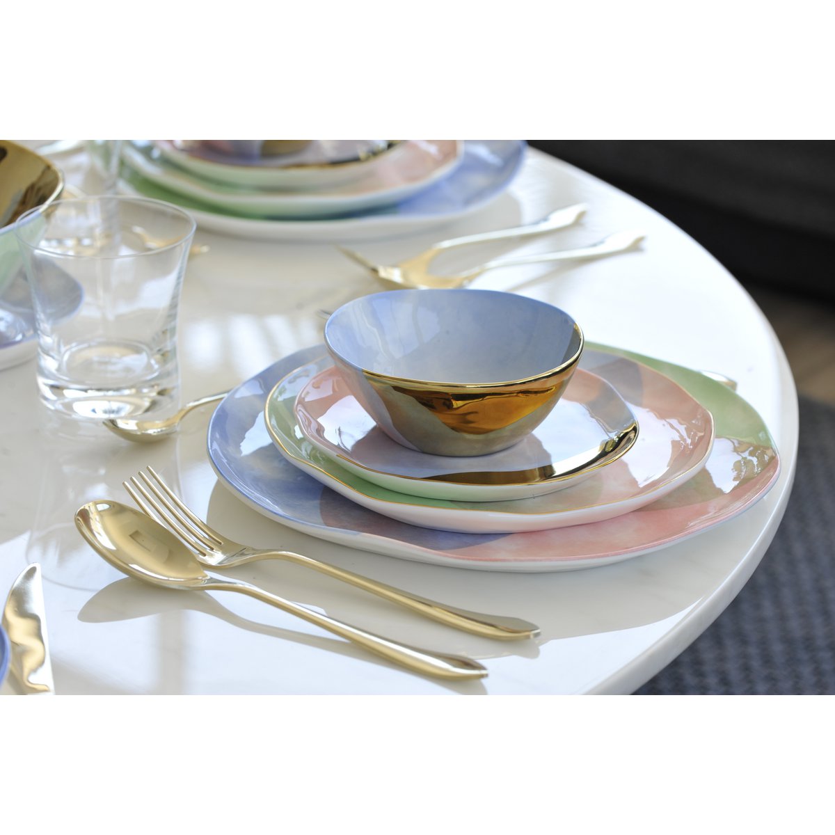 Tricolor plate - CozyVibe.eu