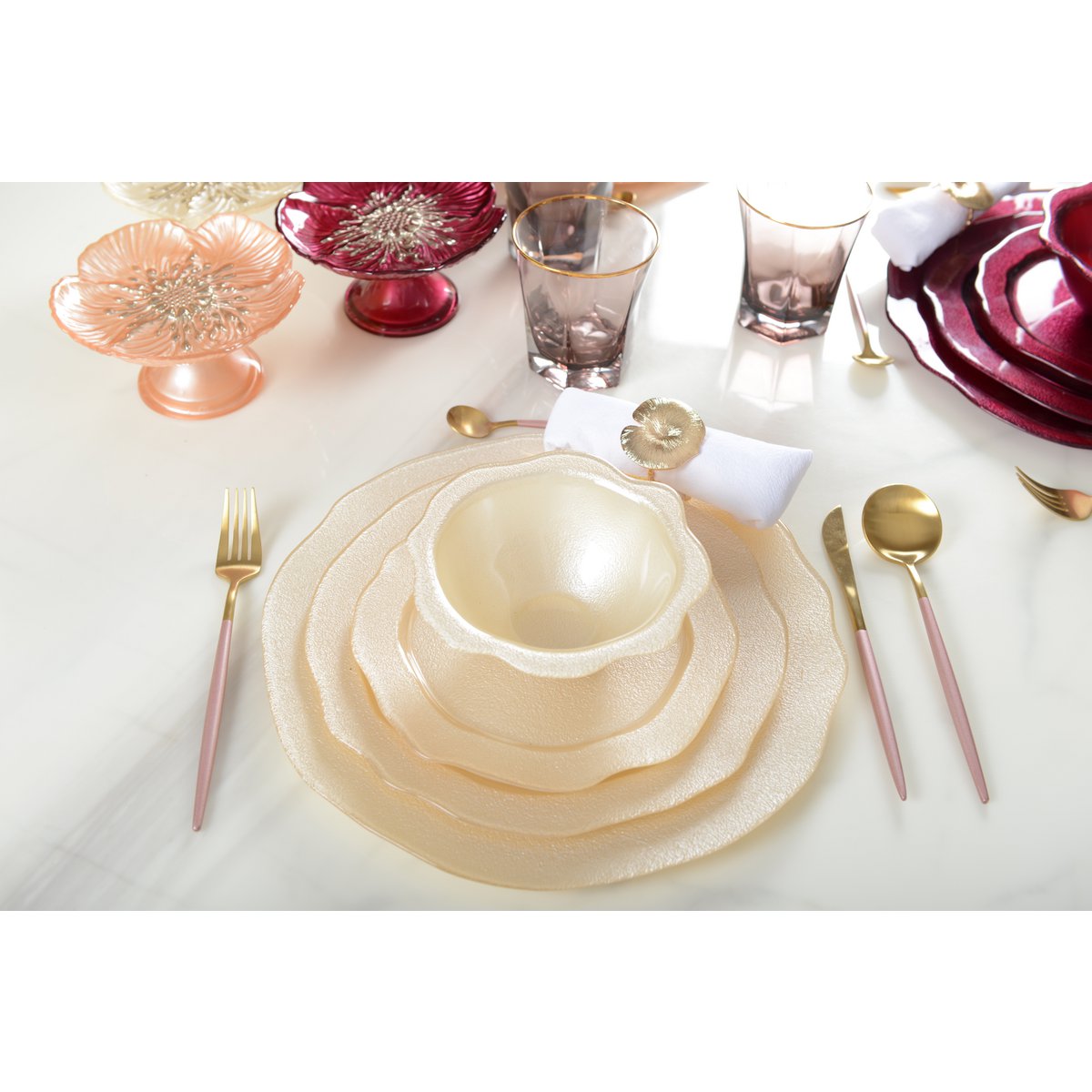 Boudoir glazen soepkom – Vanillekleurige bloemvorm, 16,5 cm