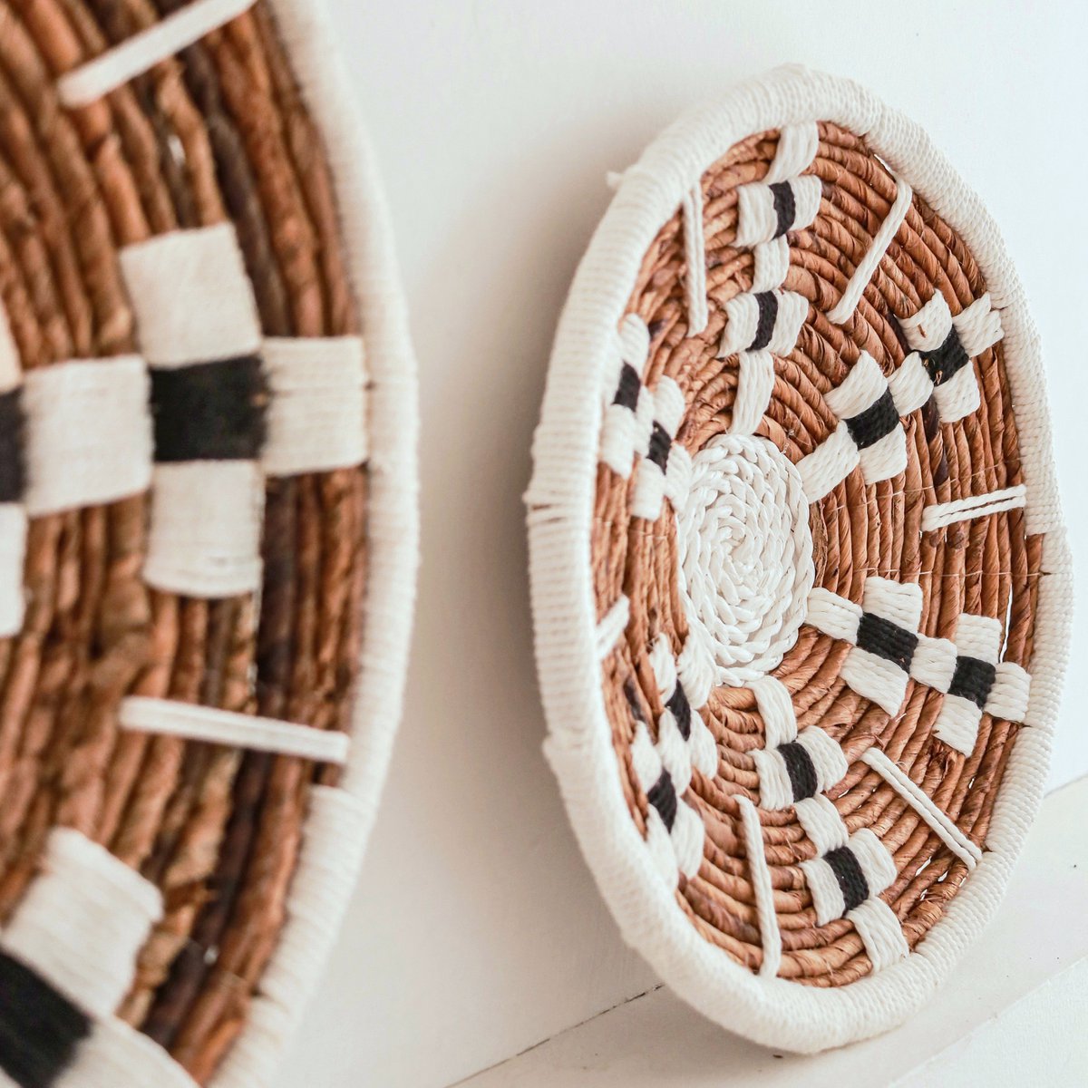 Handmade banana fibre wall baskets for cozy home décor by CozyVibe

