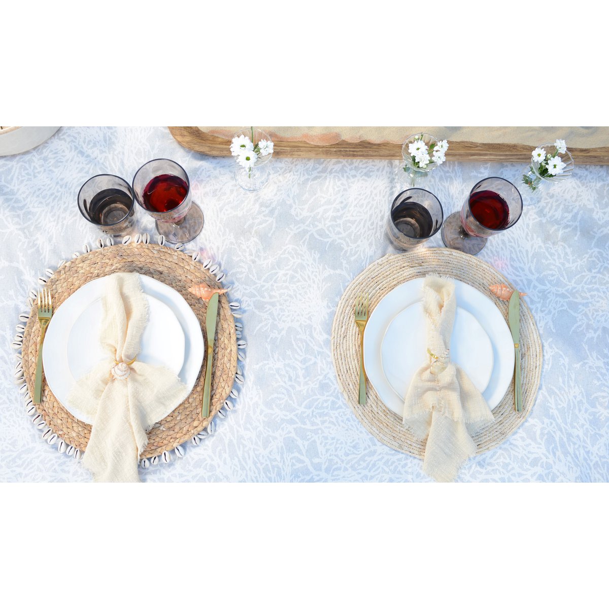 Set van 6 placemats met witte schelpen